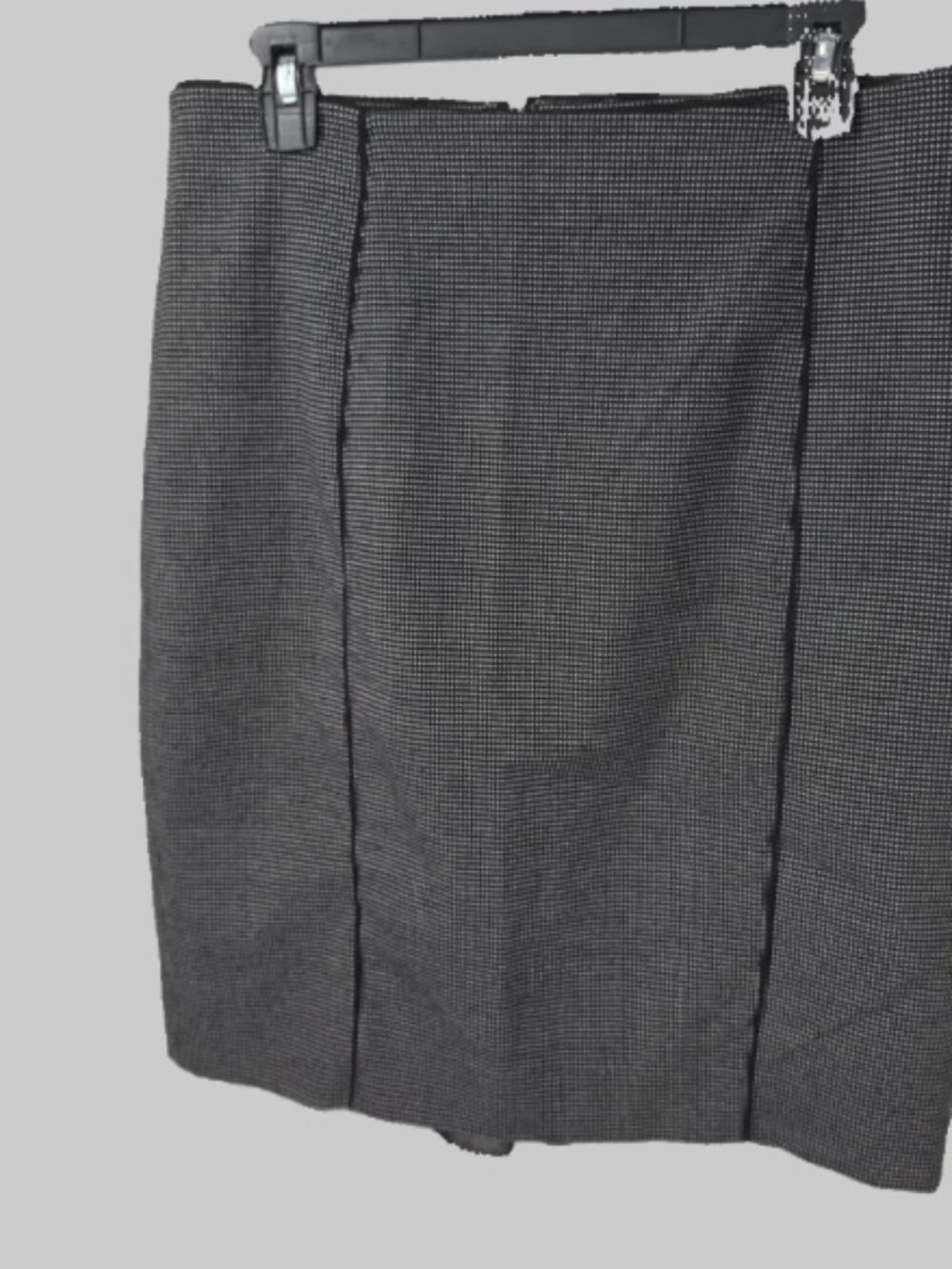 White House Black Market Size 10 Black White Micro Dot Pencil Skirt Ruffle Hem